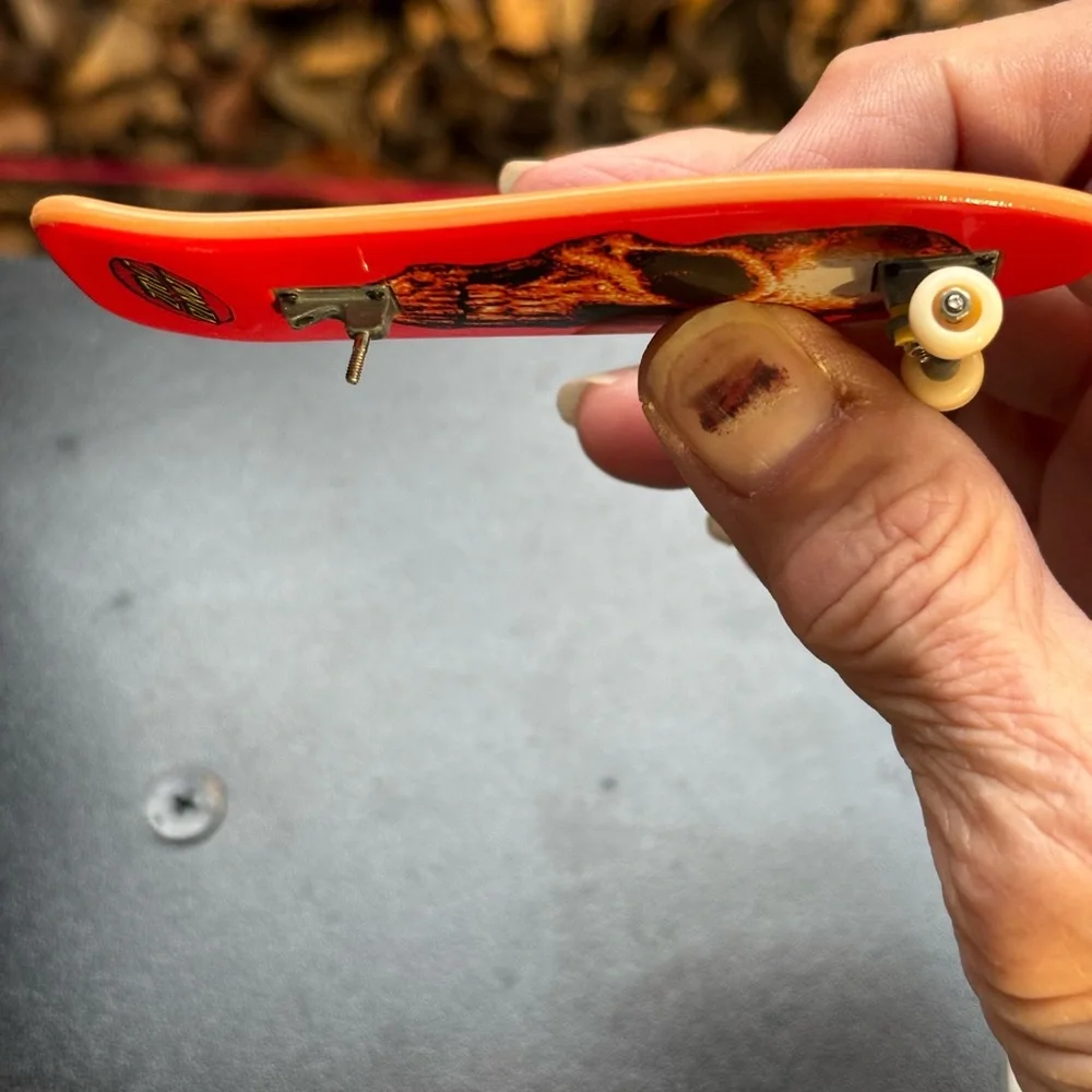 Tech Deck Vintage Santa Cruz Red Skill Fingerboard  Y2K